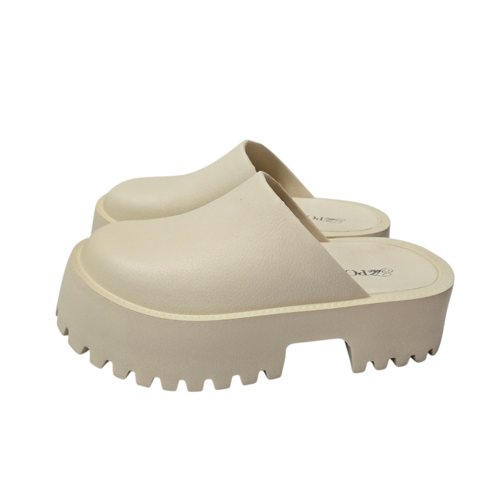The Post Piper Clogs Bone